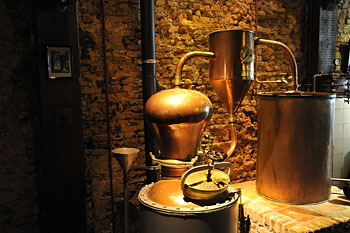 Distileerketel beerenburg Bokma Beerenburg Distileerketel beerenburg Bokma Beerenburg